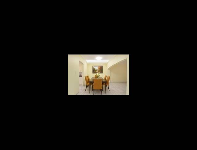3 BEDROOM TOWNHOUSE FOR SALE IN SUNNINGDALE